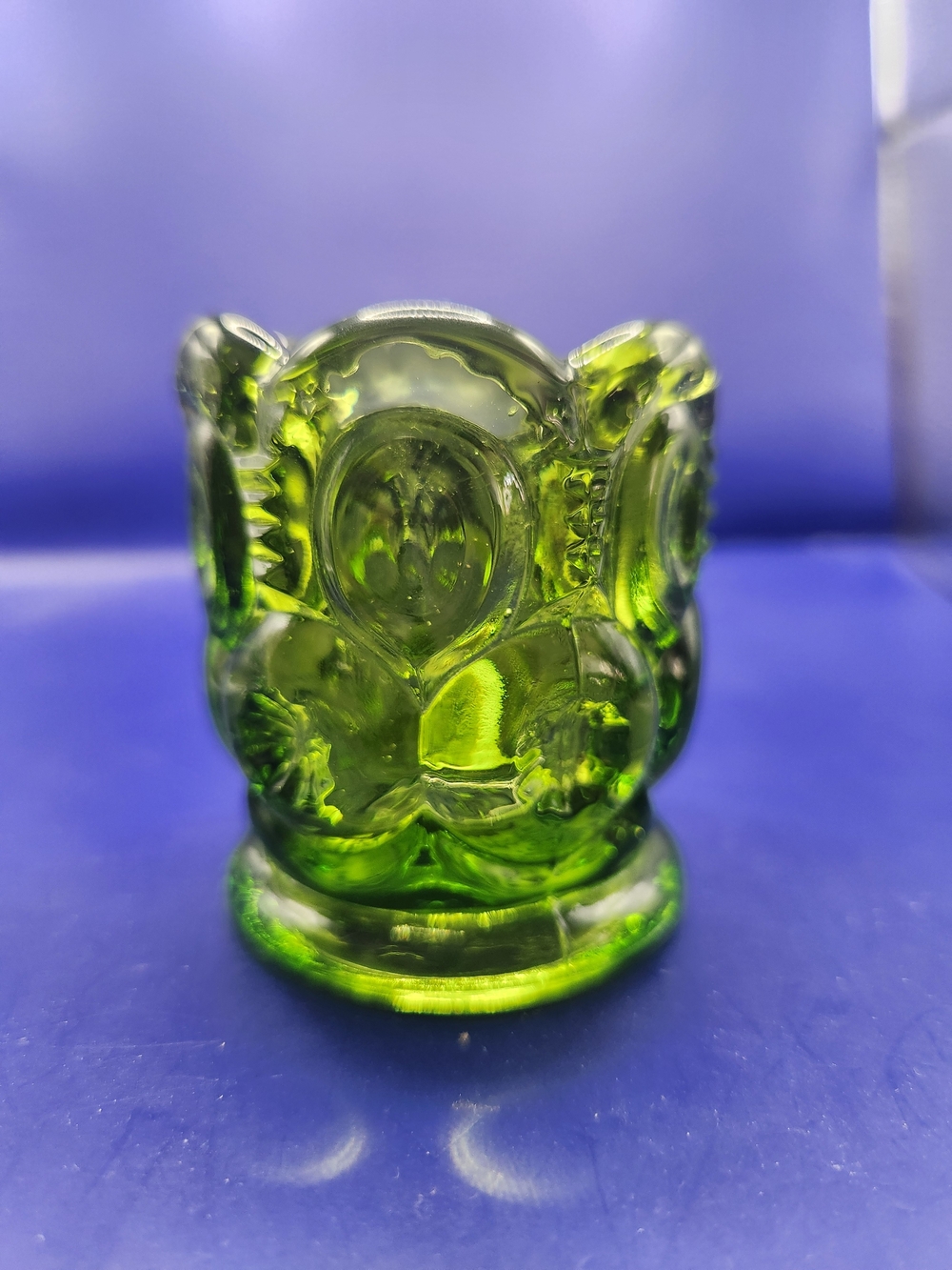 L.E. Smith Emeral Green Glass Moon & Stars Toothpick Holder